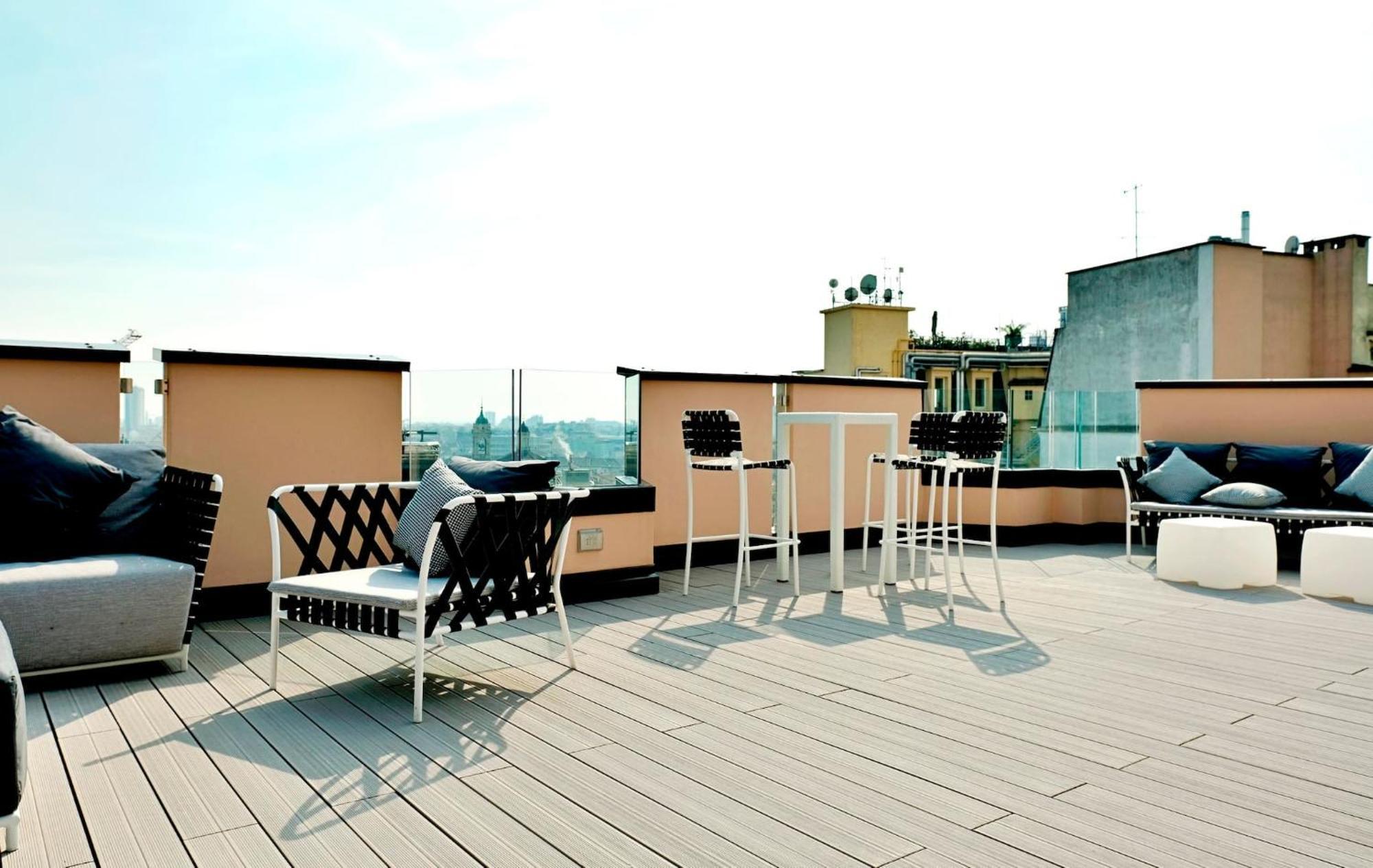 San Babila Central Tower With Panoramic Terrace Overlooking Duomo By Rentopolis Milan Luaran gambar