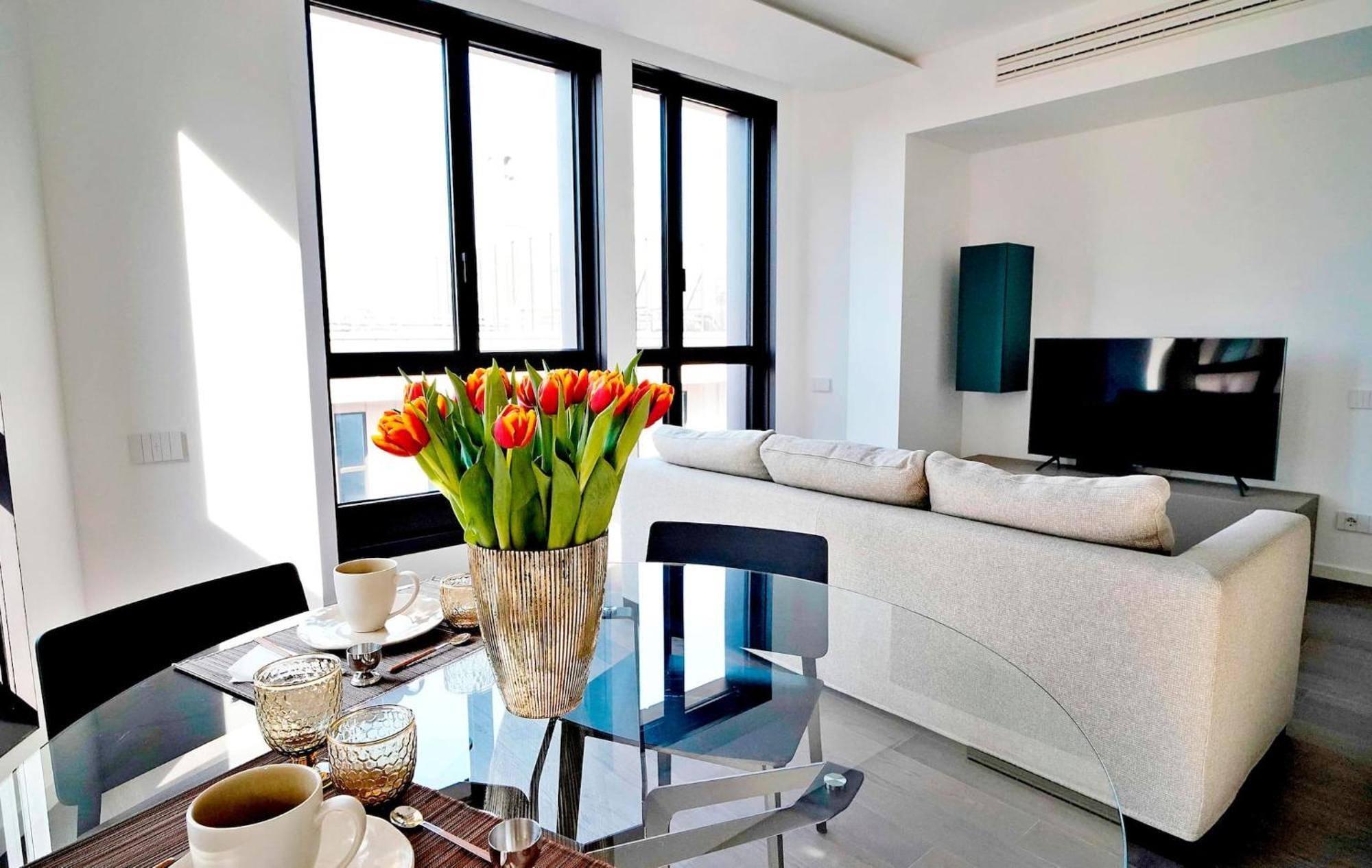 San Babila Central Tower With Panoramic Terrace Overlooking Duomo By Rentopolis Milan Luaran gambar